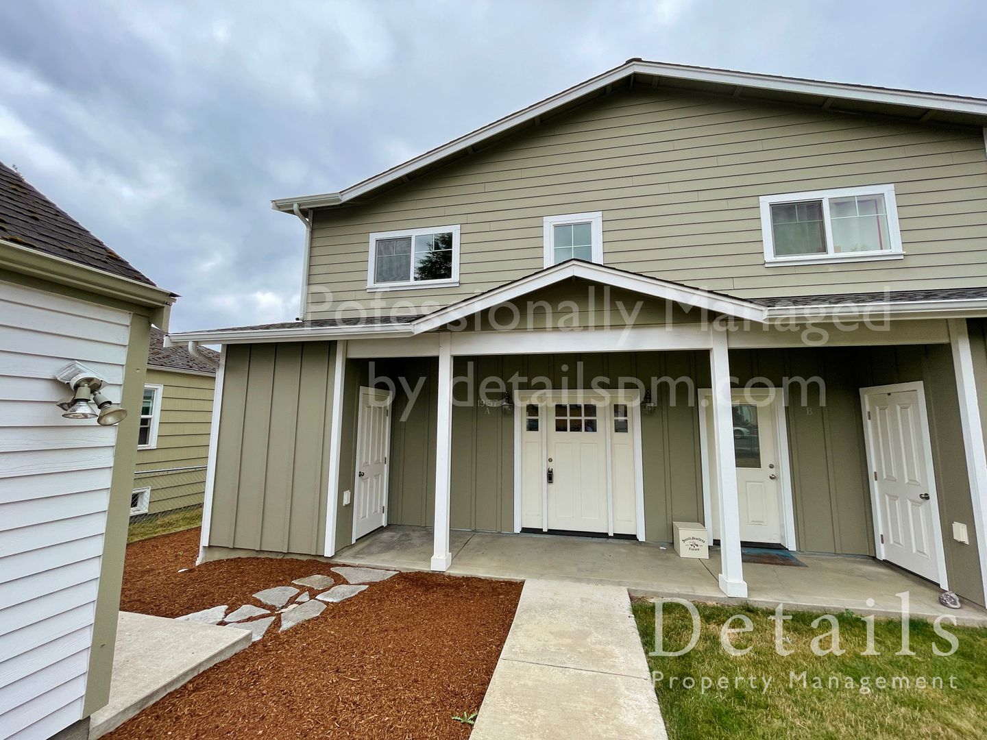 Poulsbo House: 19157 3rd Ave. NE, Unit A