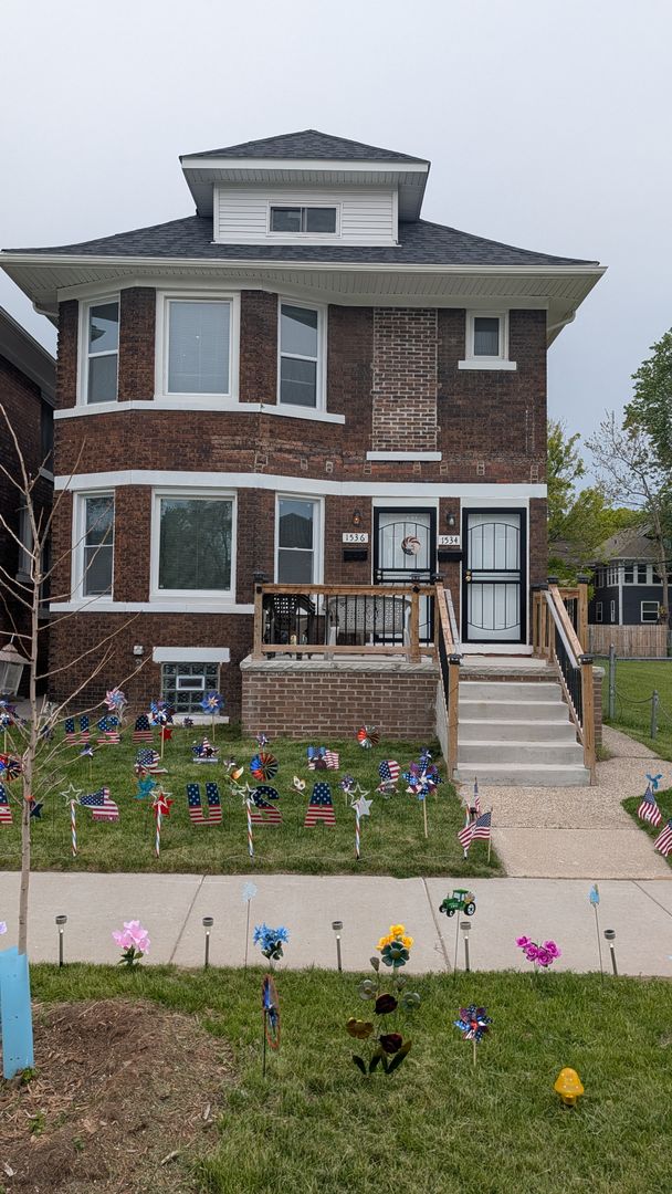Detroit Apartment: 1534/1536 W. Euclid