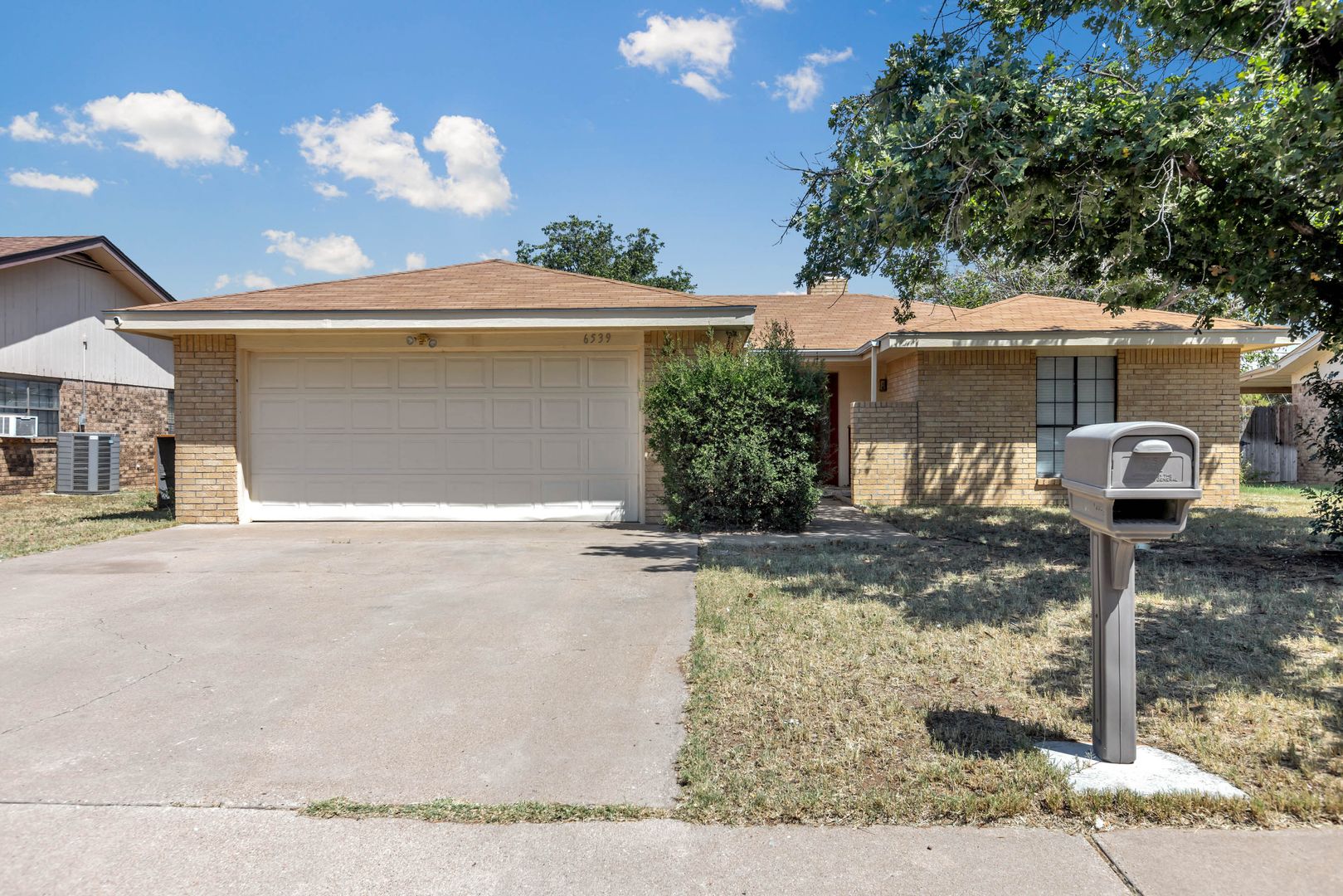 Odessa House: 6935 Amber