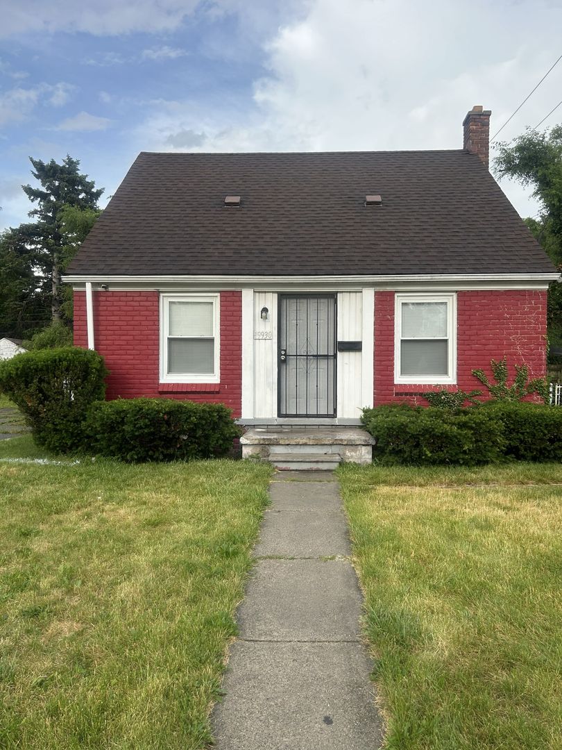 DETROIT House: 19930 Revere St