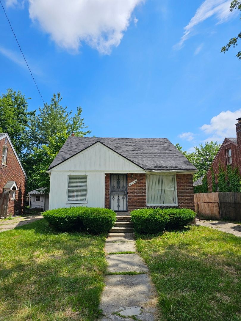 Detroit House: 6156 Lodewyck St