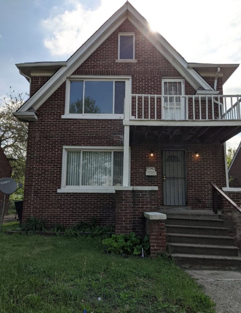 DETROIT House: 9342 Northlawn