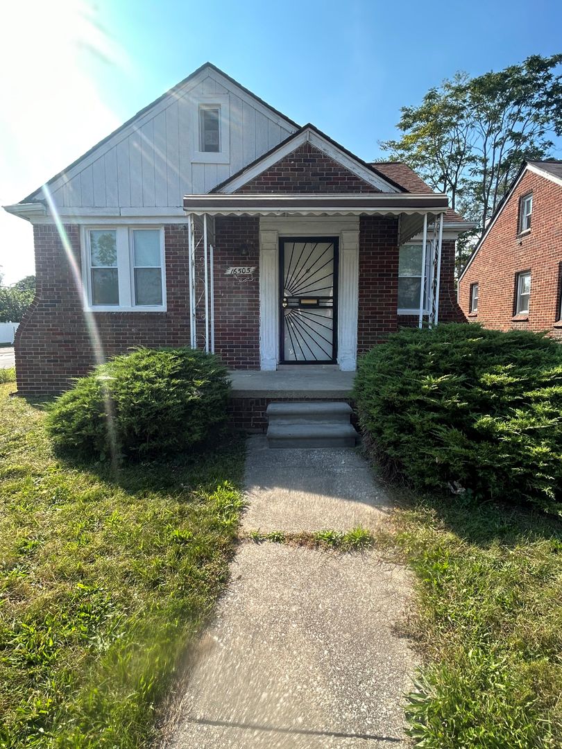 DETROIT House: 16505 Stansbury st