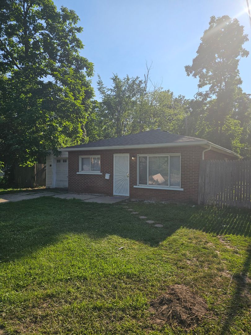 DETROIT House: 18331 Burgess