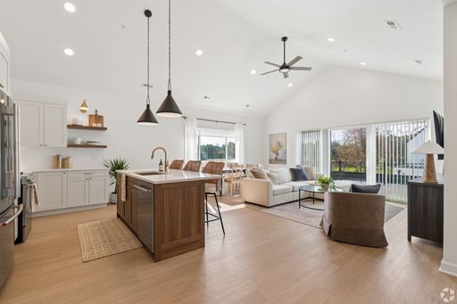 3307 Stillwater Drive , Lake Orion, MI 48359