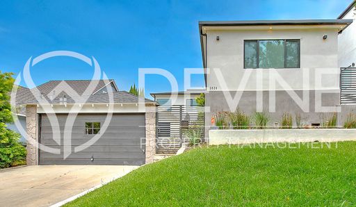 Newly Remodeled Pool Home – photo 1