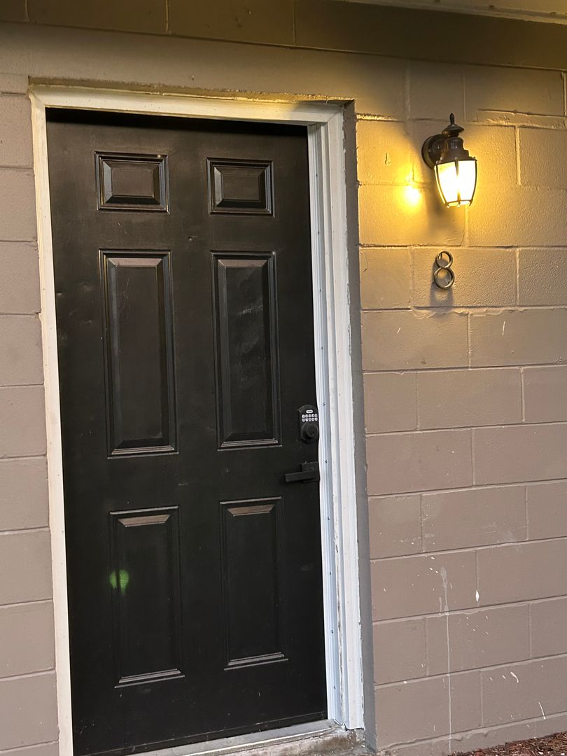 Lake Panasoffkee Apartment: 2216-2248 CR 446