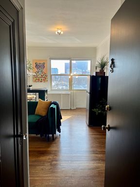 Devonshire Apartments Downtown Indianapolis – photo 1