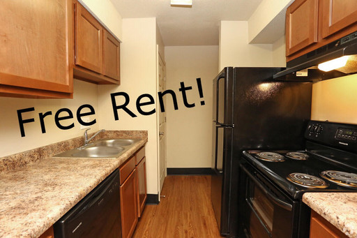 1801 Village Green Blvd. #90, Jeffersonville, IN 47130
