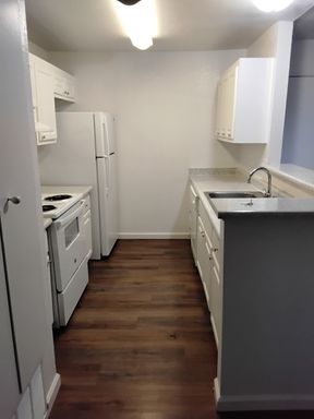 NOW LEASING @ RIVERGLEN APARTMENTS – photo 1