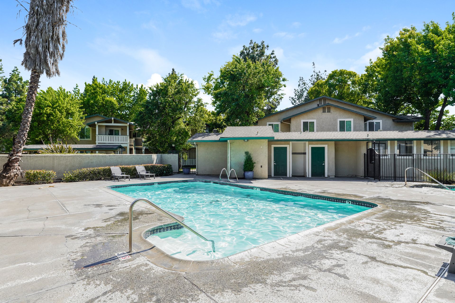 Sacramento Apartment: 3271 Azevedo Drive