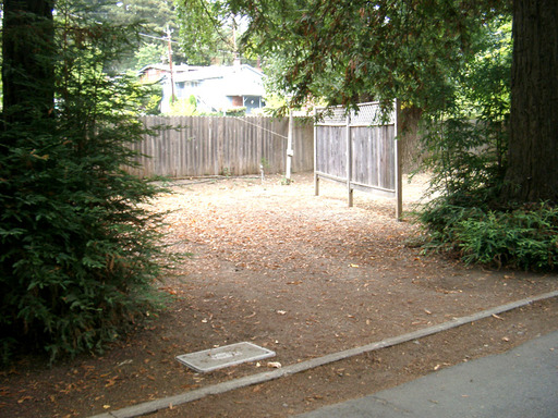 35X20 RV/Trailer Space #8 on the Russian River Walking Distance to Downtown Guerneville