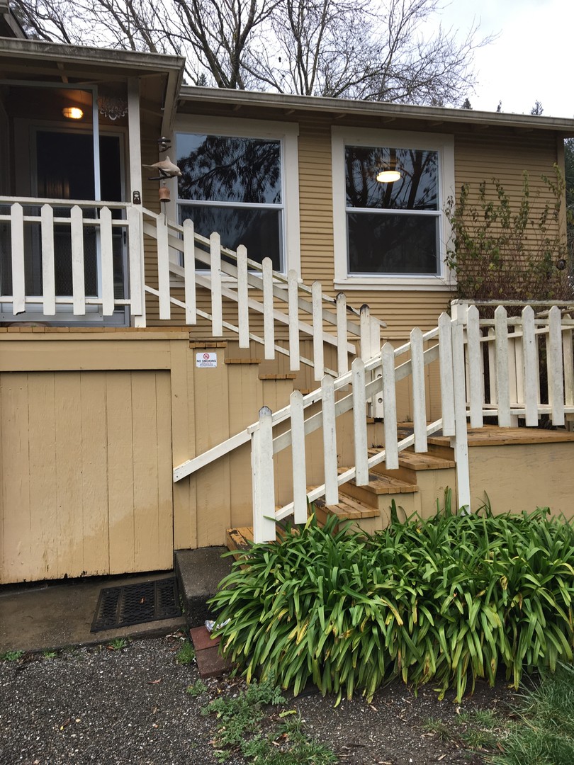 Monte Rio Apartment: 20359 Sunnyside Way