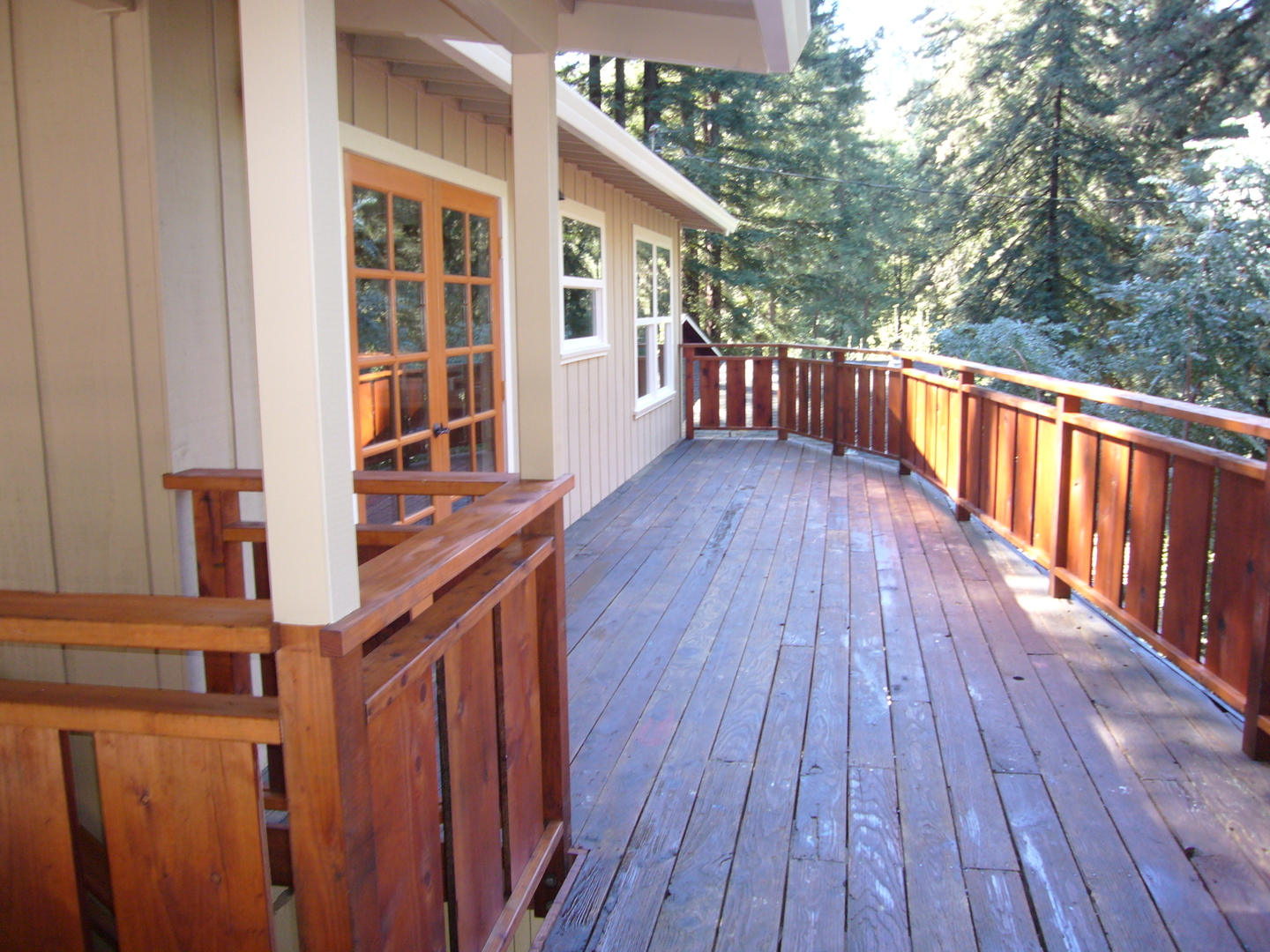 Guerneville House: 14871 Rotunda Way