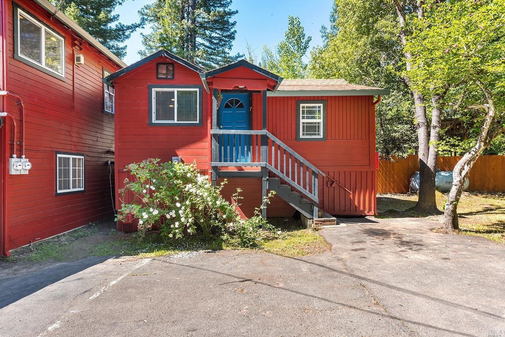 Guerneville Apartment: 16124 Drake Rd.