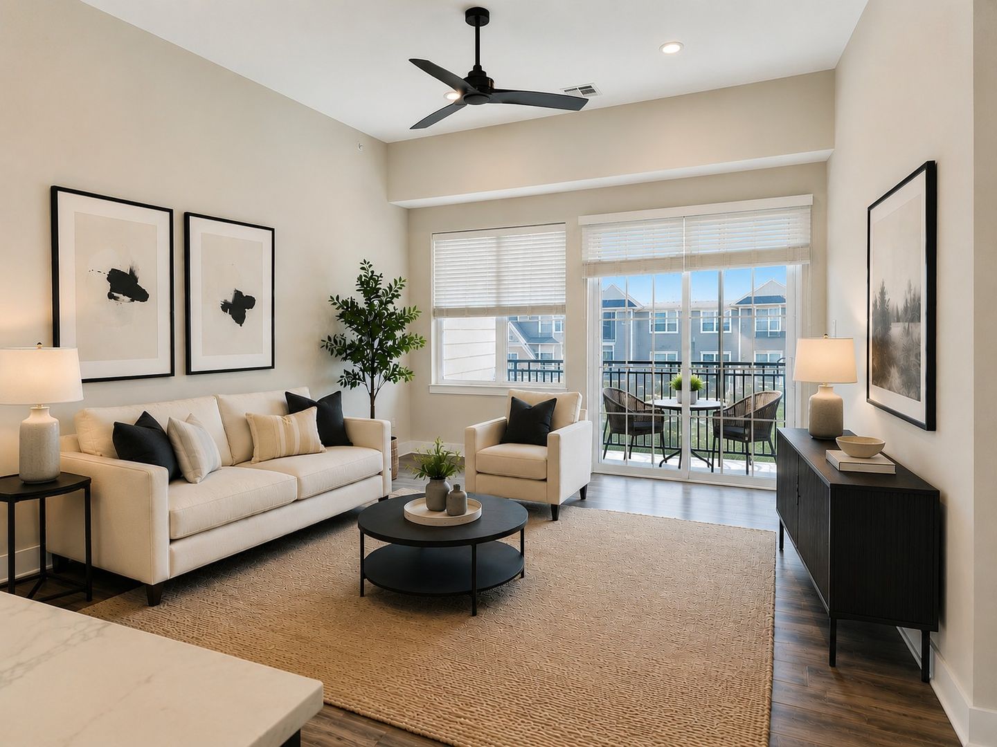 Somerville Apartment: 44 Veterans Memorial Drive E