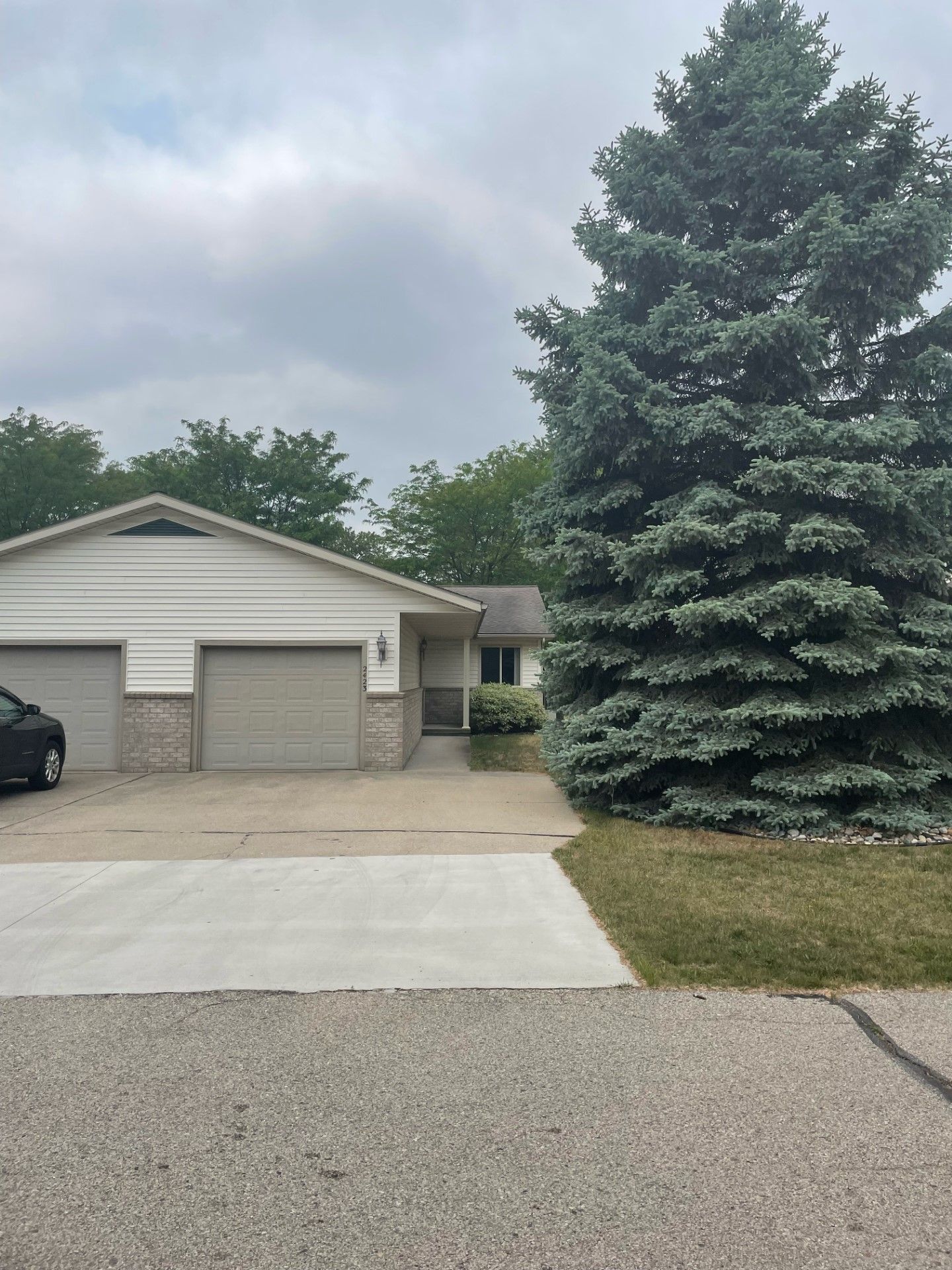 Midland Multiplex: 2421 Morning Dawn Drive