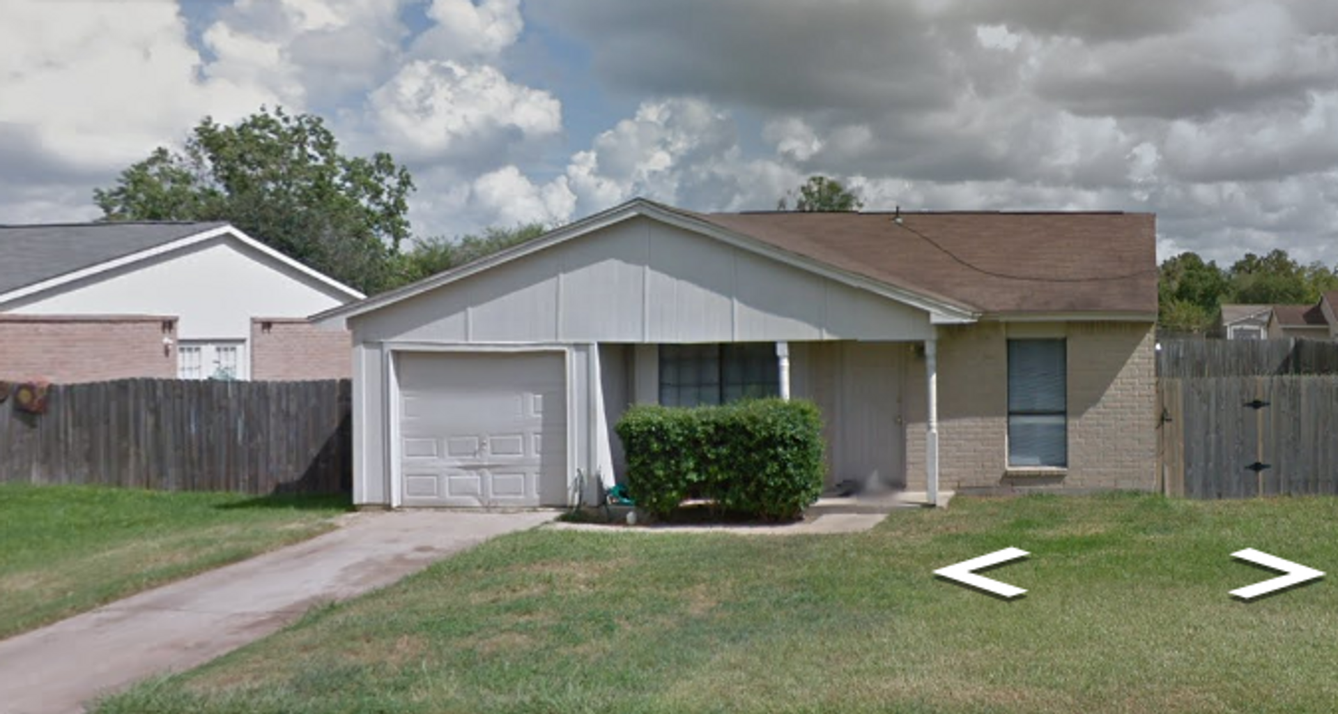 Hockley House: 24306 4 Sixes Ln