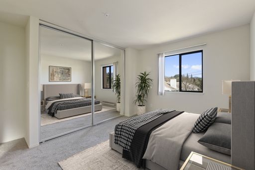 Four Seasons Apartments – photo 1