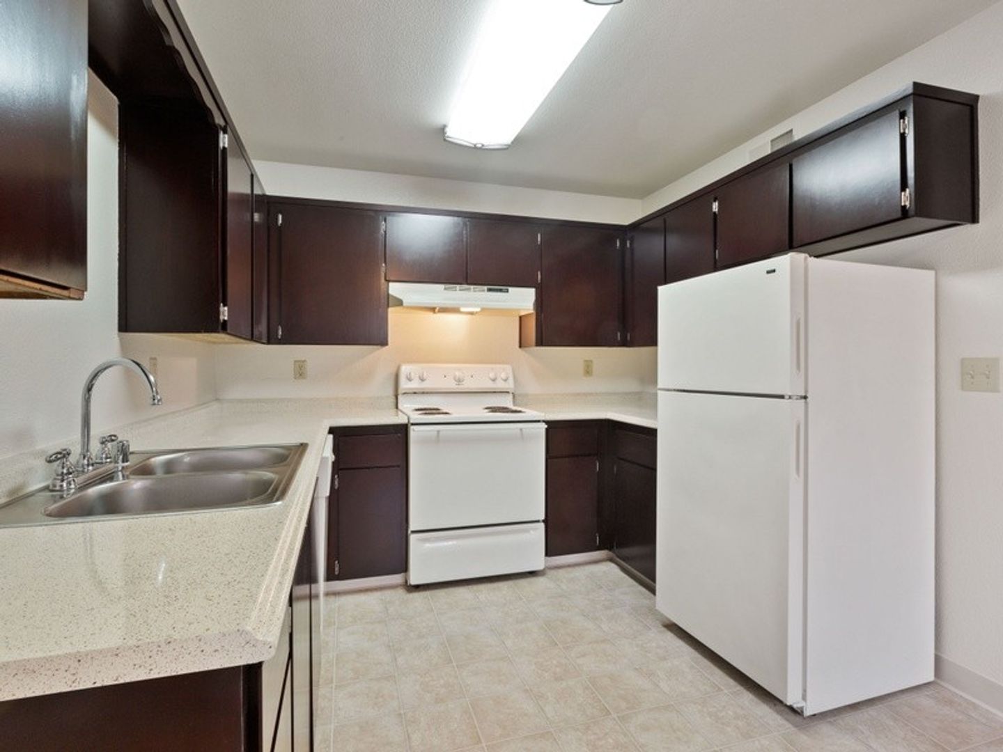 MODESTO Apartment: 1301 RICHLAND AVENUE