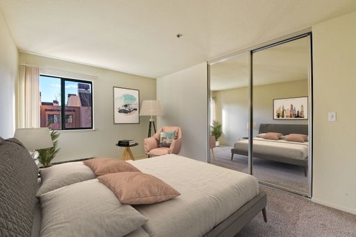 Four Seasons Apartments