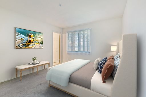 Portola Meadows Apartments – photo 1