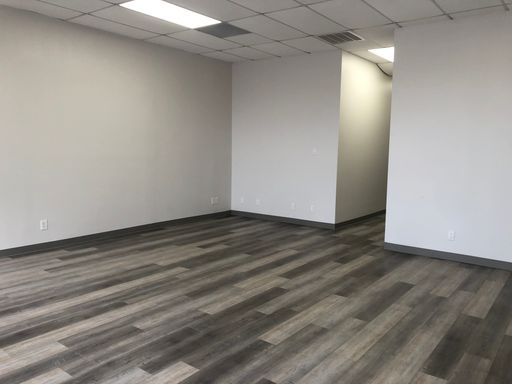 Rental – 120 HW 332 W - B-12, Lake Jackson, TX 77566