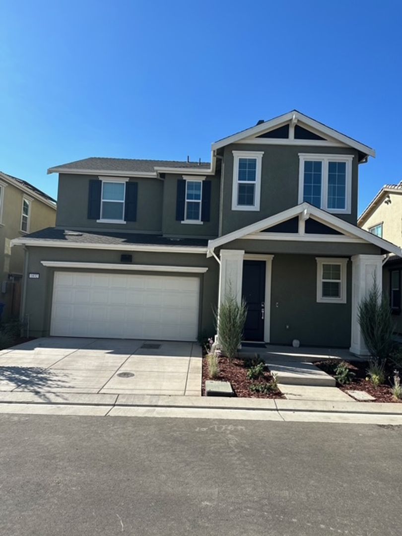 Tracy, CA House: 1832 French Way
