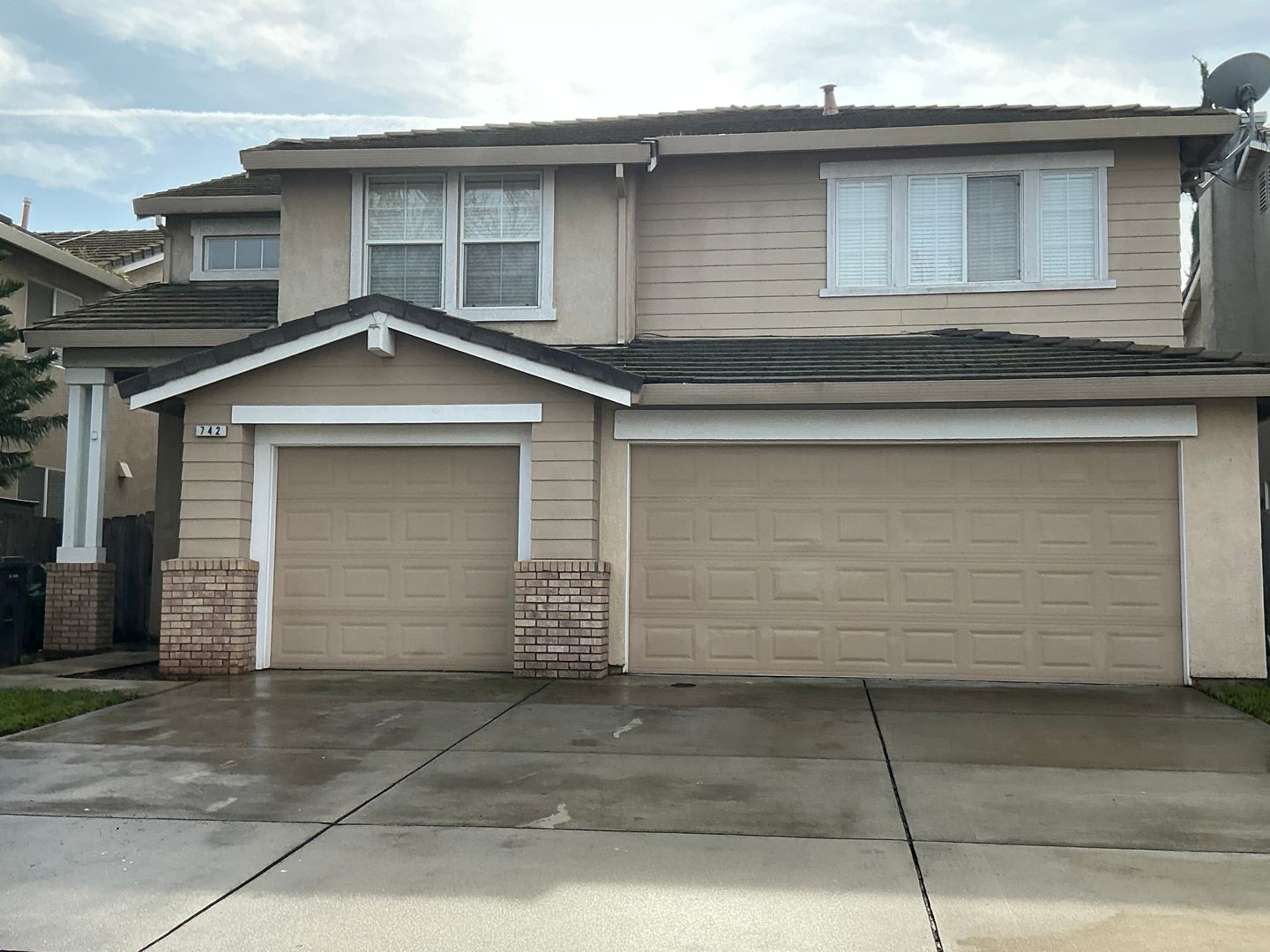 Lathrop House: 742 Boulder Ave