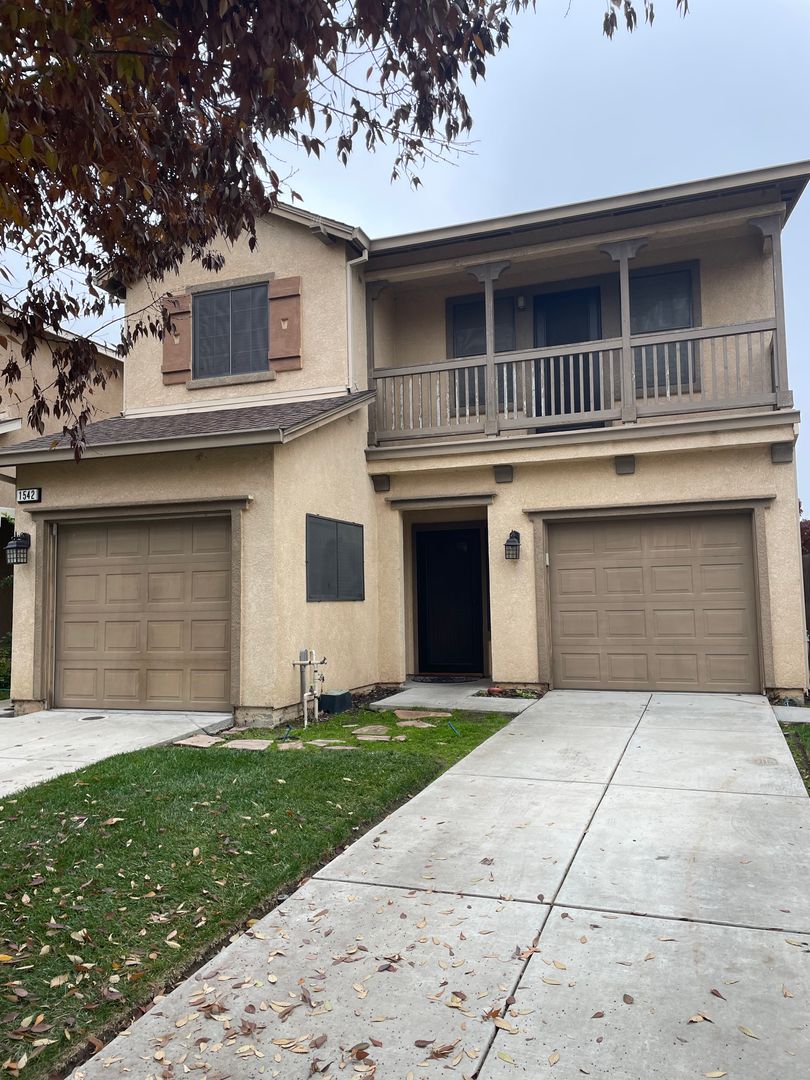 Manteca House: 1542 Hearthsong