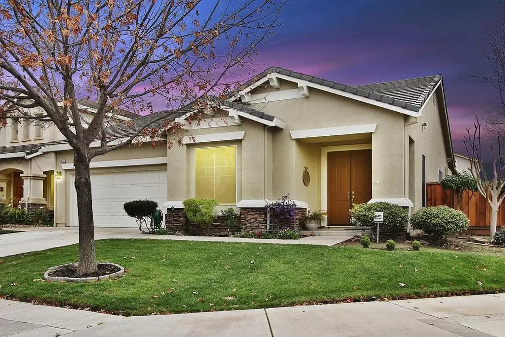 Tracy House: 1193 Annamarie Way