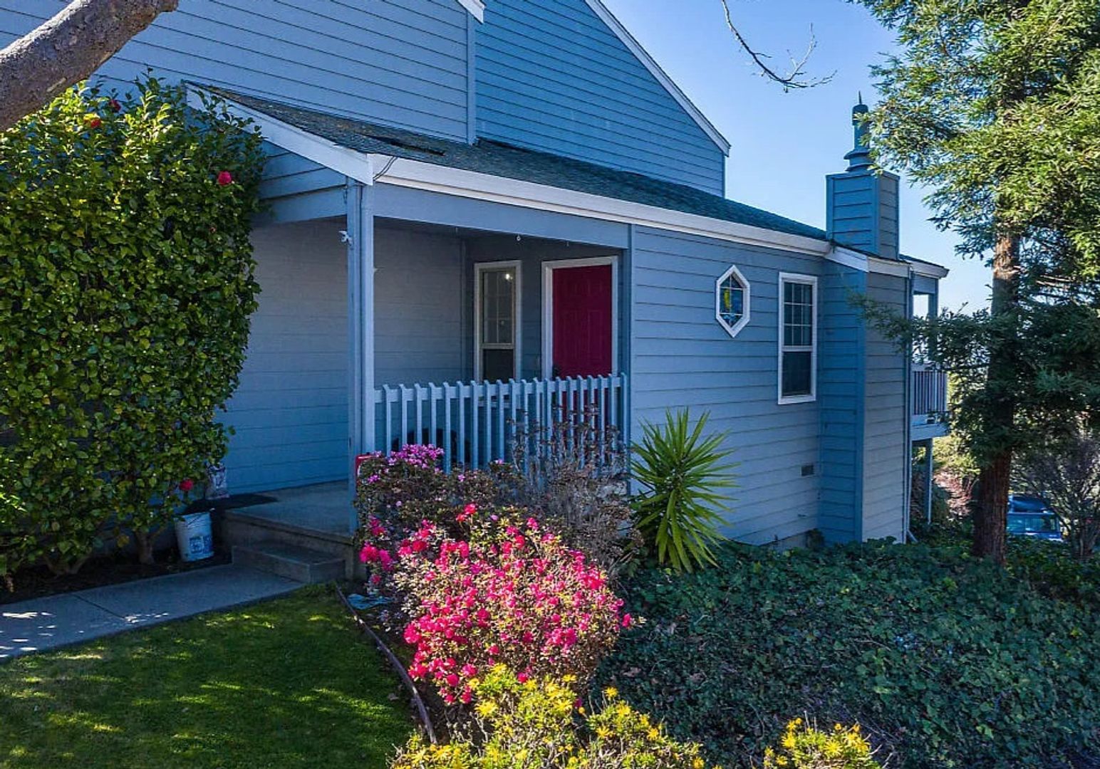 Pinole House: 620 Primrose Terrace