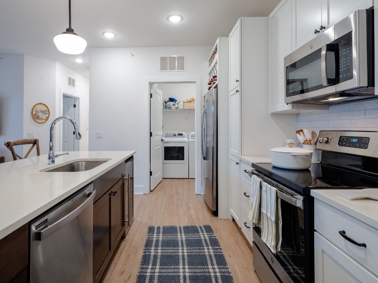 Cincinnati Apartment: 3318 Mowbray Lane