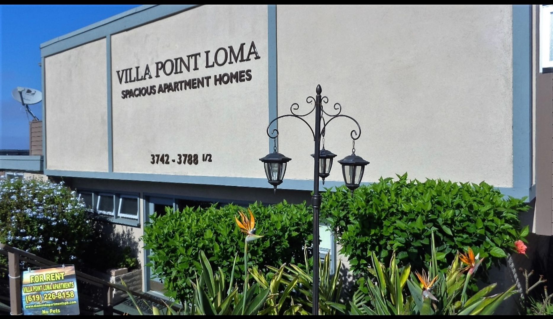 San Diego Apartment: 3748 Curtis St.