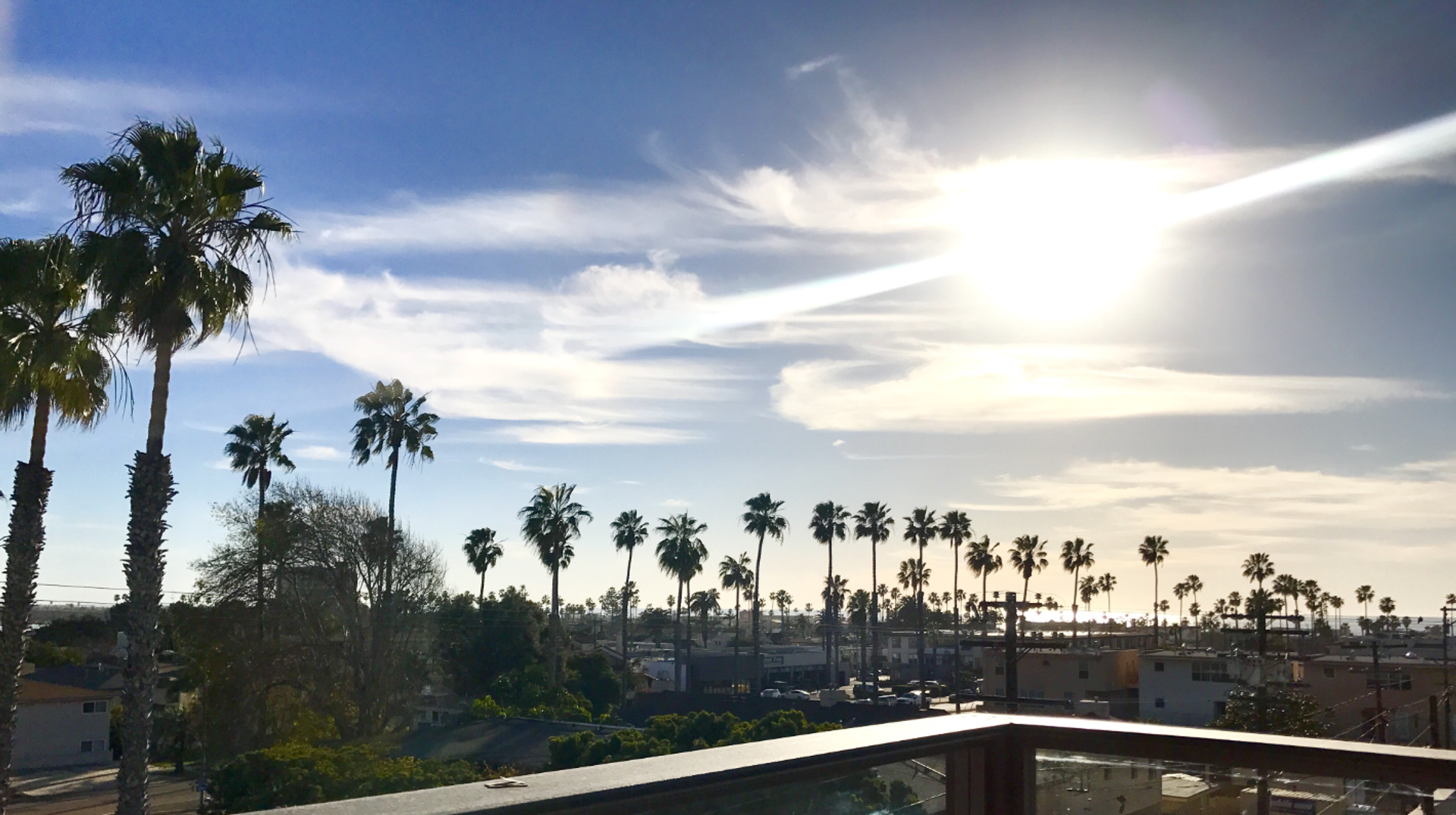 San Diego Apartment: 1111 Hornblend St. (1-25)