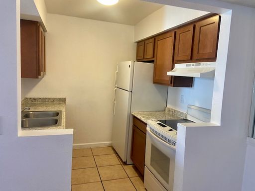 1 bedoom in Mesa - $997.00 (limited units) 1 month free rent special! – photo 1