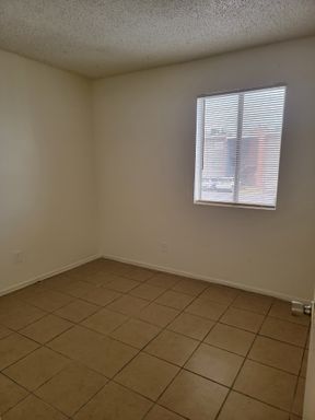 3 bedroom unit available, rent starting at $1,194.00 (limited units), plus 1 month free rent. – photo 1