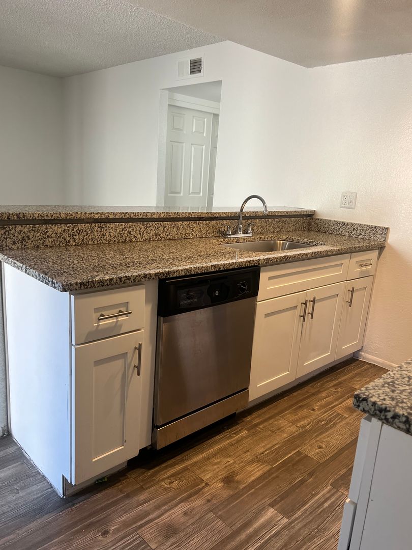 Phoenix Apartment: 4336 N 35th Ave