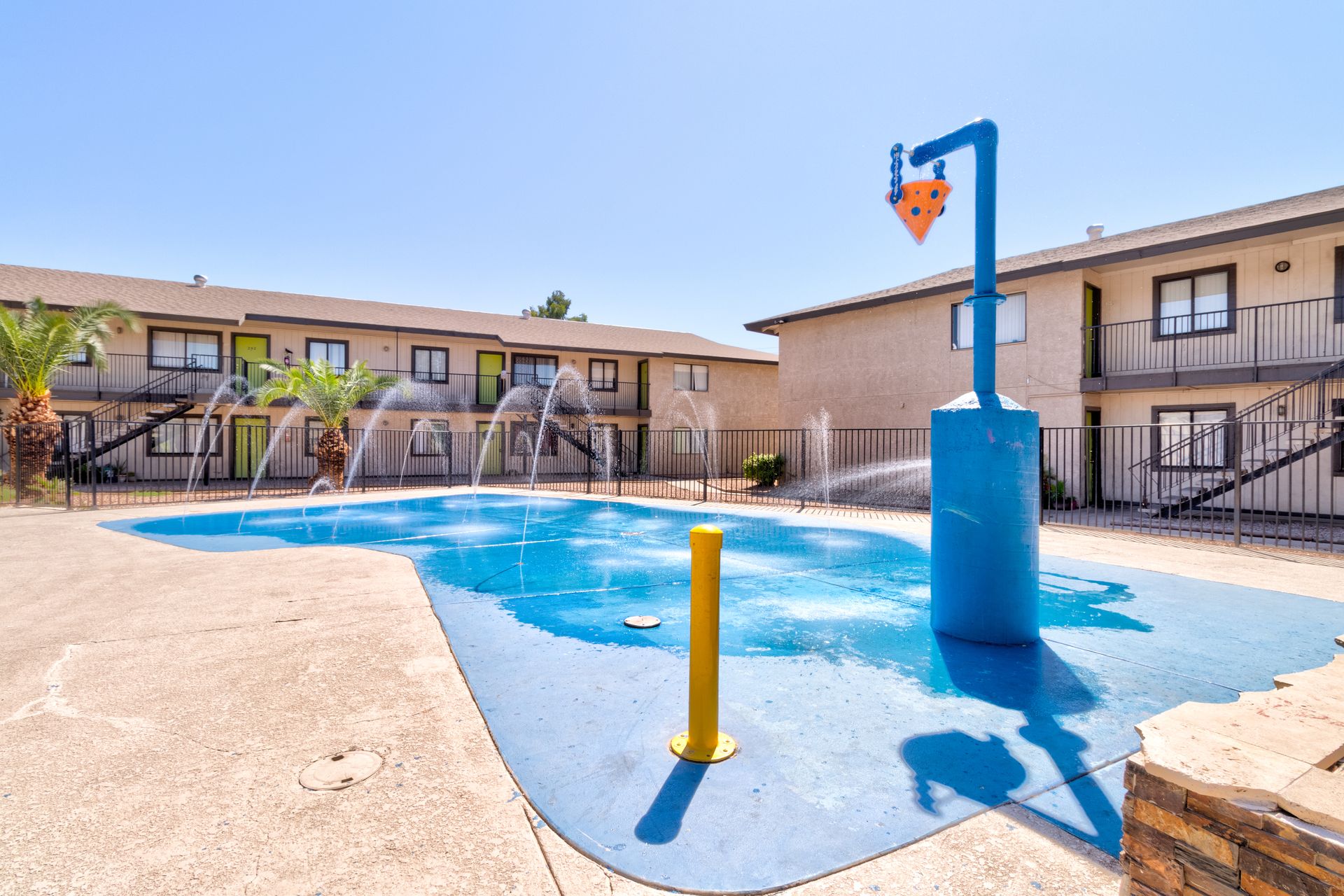 Phoenix Apartment: 3621 N. Black Canyon Hwy