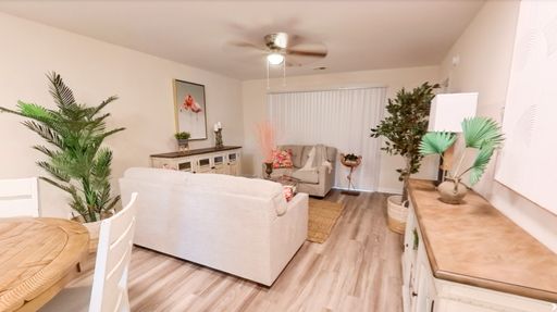 Patriots Hollow Apts. 2 Bed / 2 Bath | In-Unit Washer & Dryer