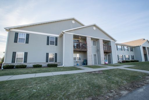 Two Bedroom Lower-Private Entrance