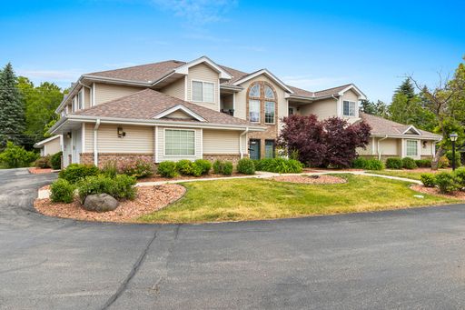 Two Bedroom Upper- Large Floor Plan, Private Entrance