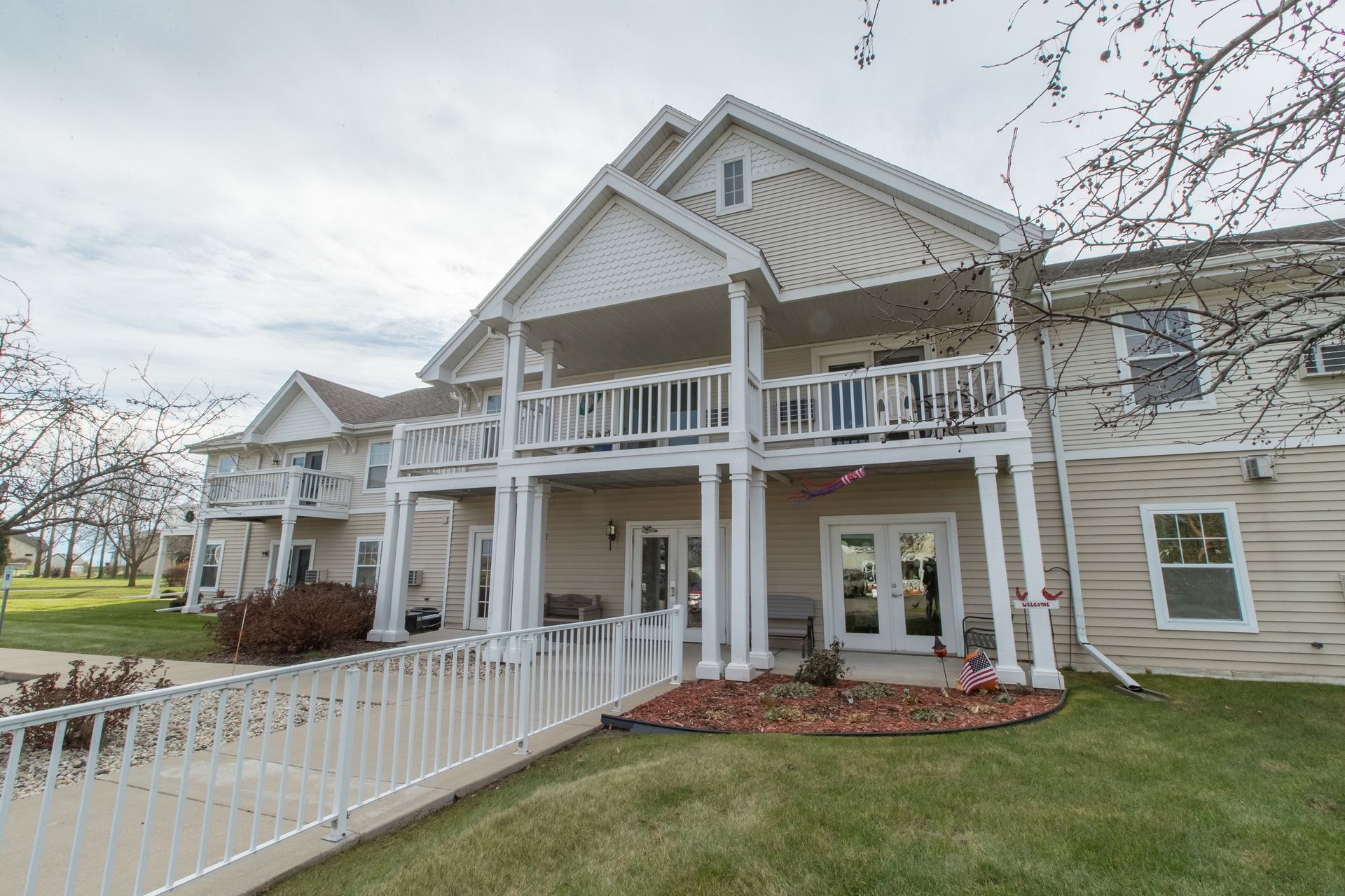 Waterloo Apartment: 1085 Jaystone Terrace