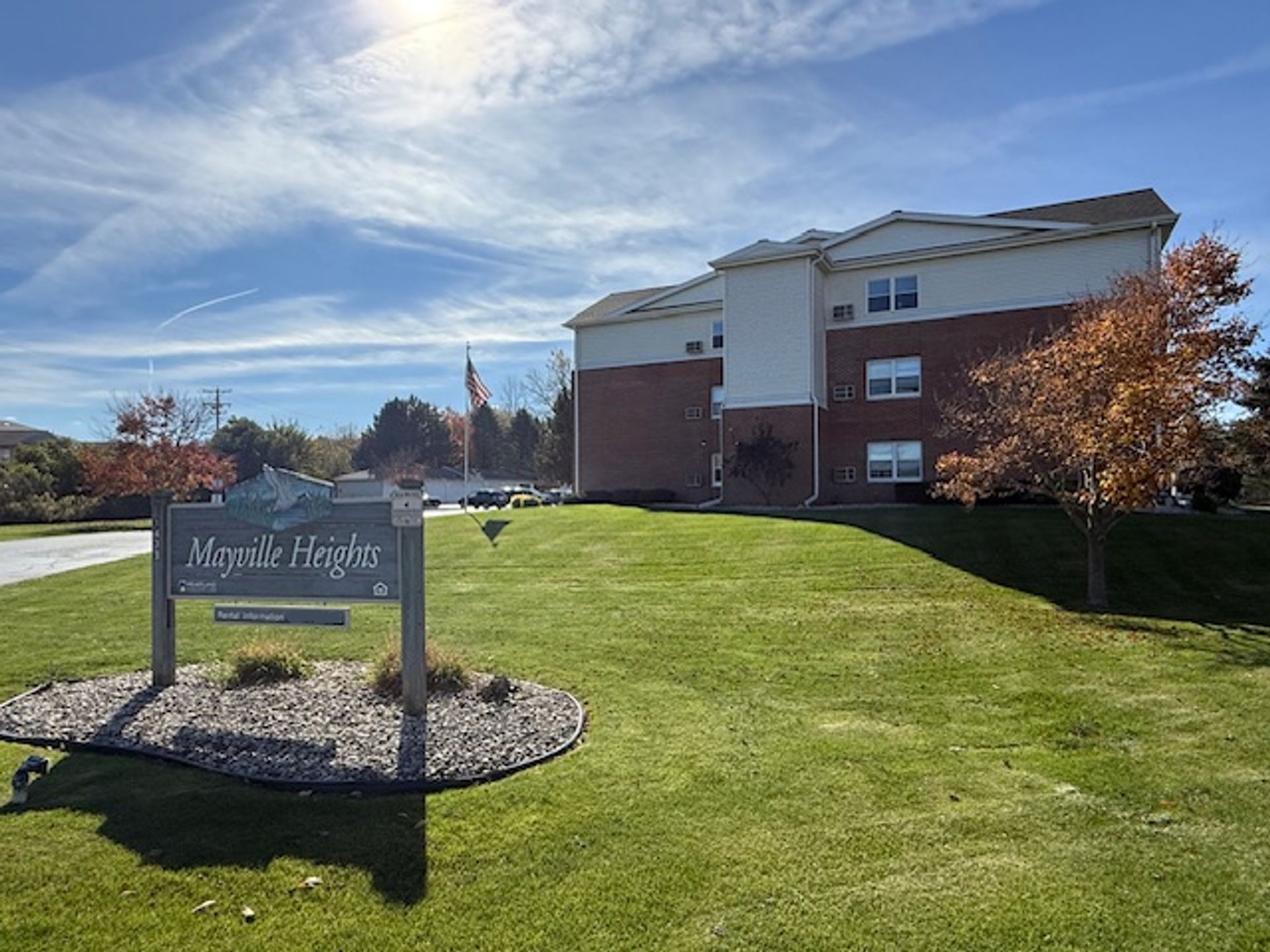 Mayville Apartment: 1439 Dayton Street