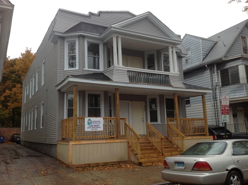 GREAT LOCATION NEAR YALE HOSPITAL - 2bedroom 2nd Floor Unit – photo 1