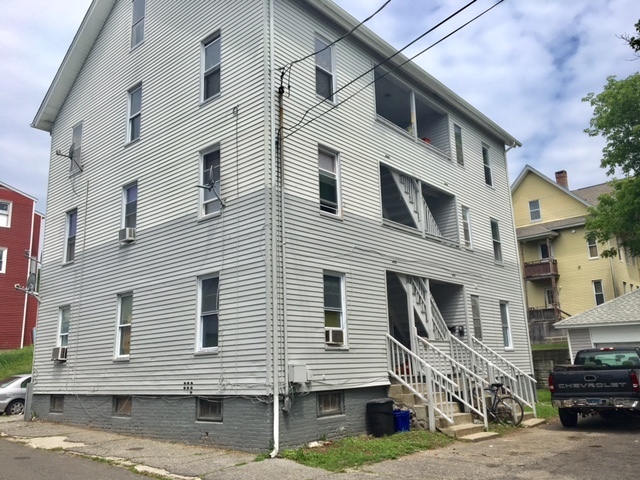 Ansonia Apartment: 6-8 Pork Hollow Road