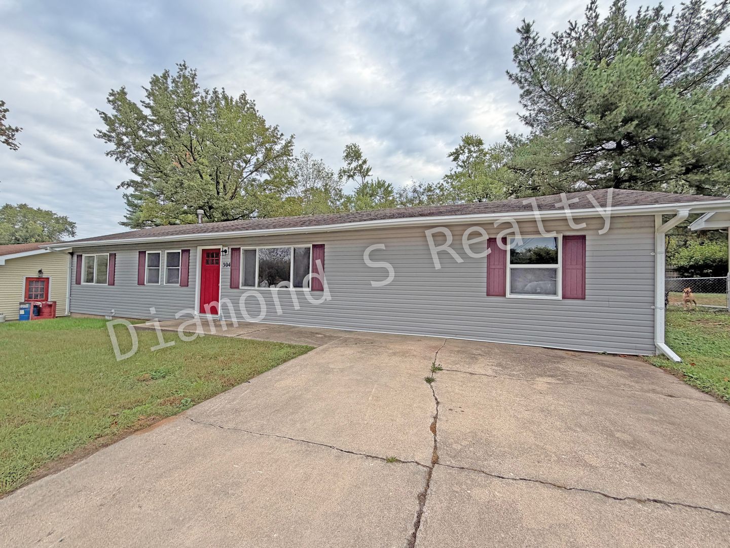 Nixa House: 304 Rice St