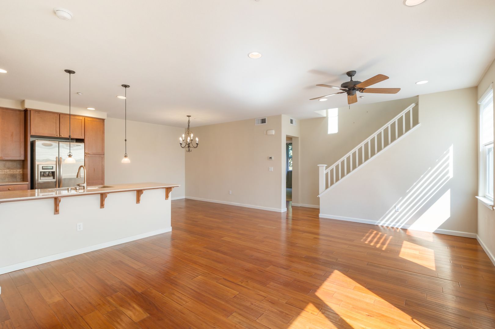 San Jose Condo: 307 Bautista Place