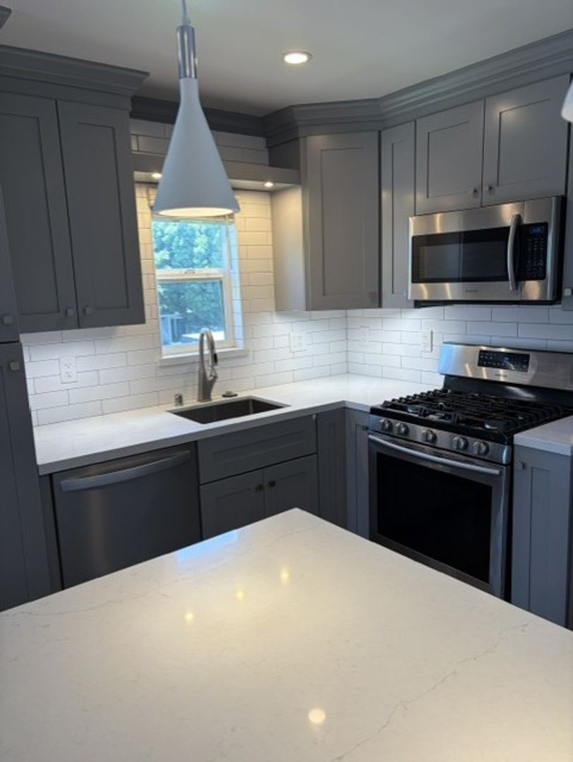 Campbell Apartment: 373-379 Kuehnis Drive