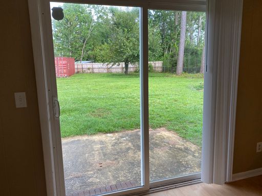 Listing photo thumbnail